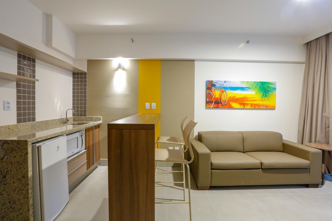 Apartment,911597383:JPEG