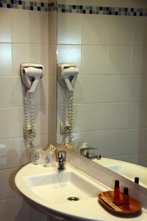 Triple Room,66720649:JPEG