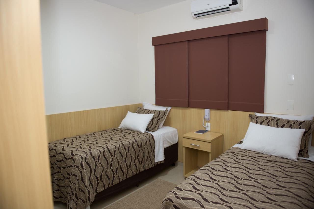 Quarto Duplo