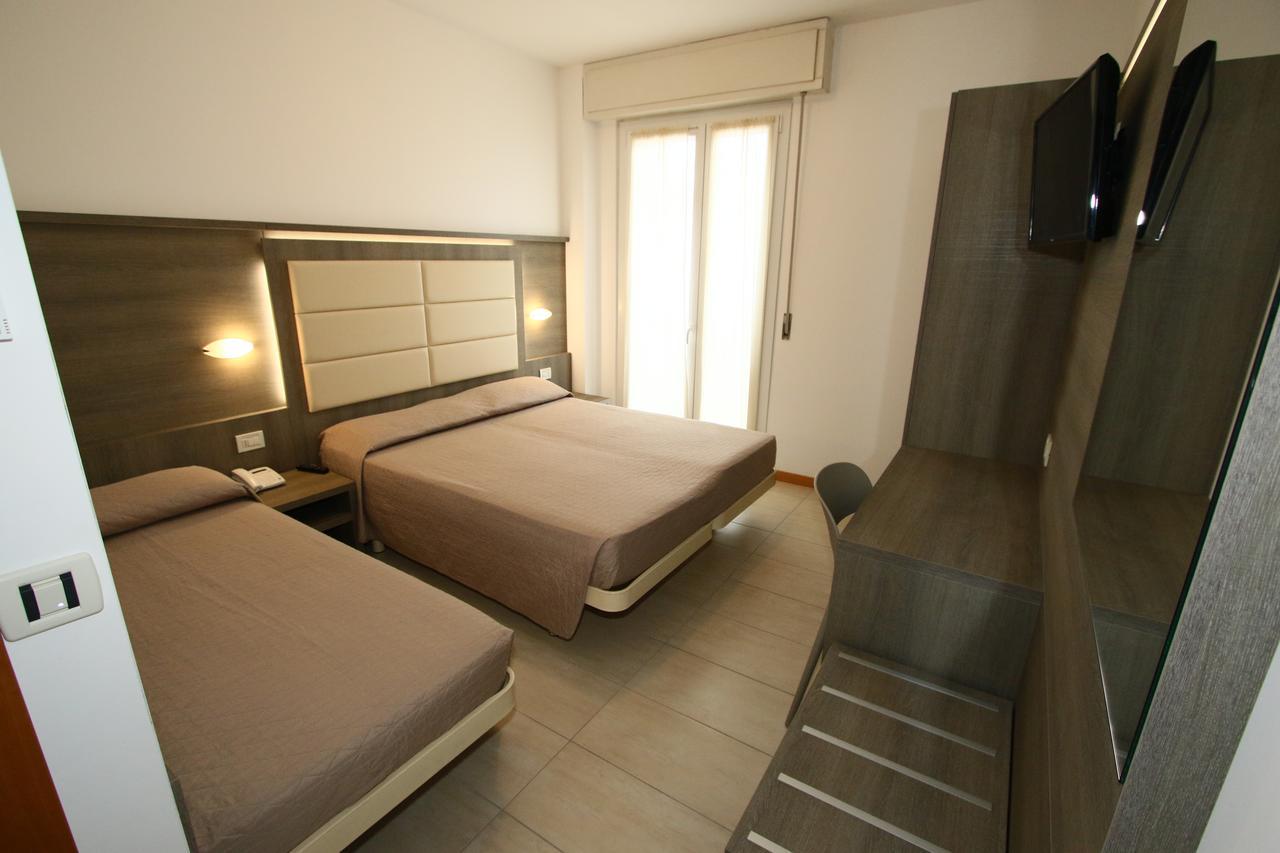 Superior Triple Room,668874813:JPEG