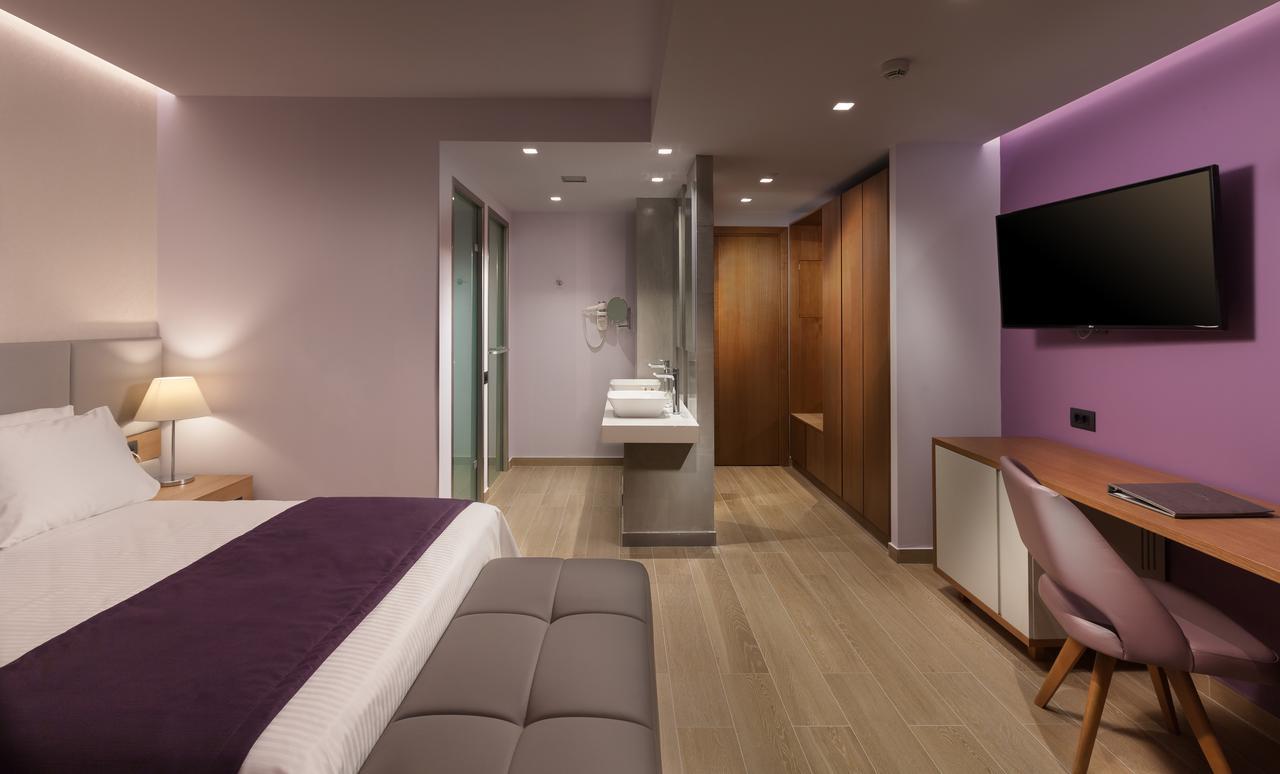 Double or Twin Room,668928327:JPEG