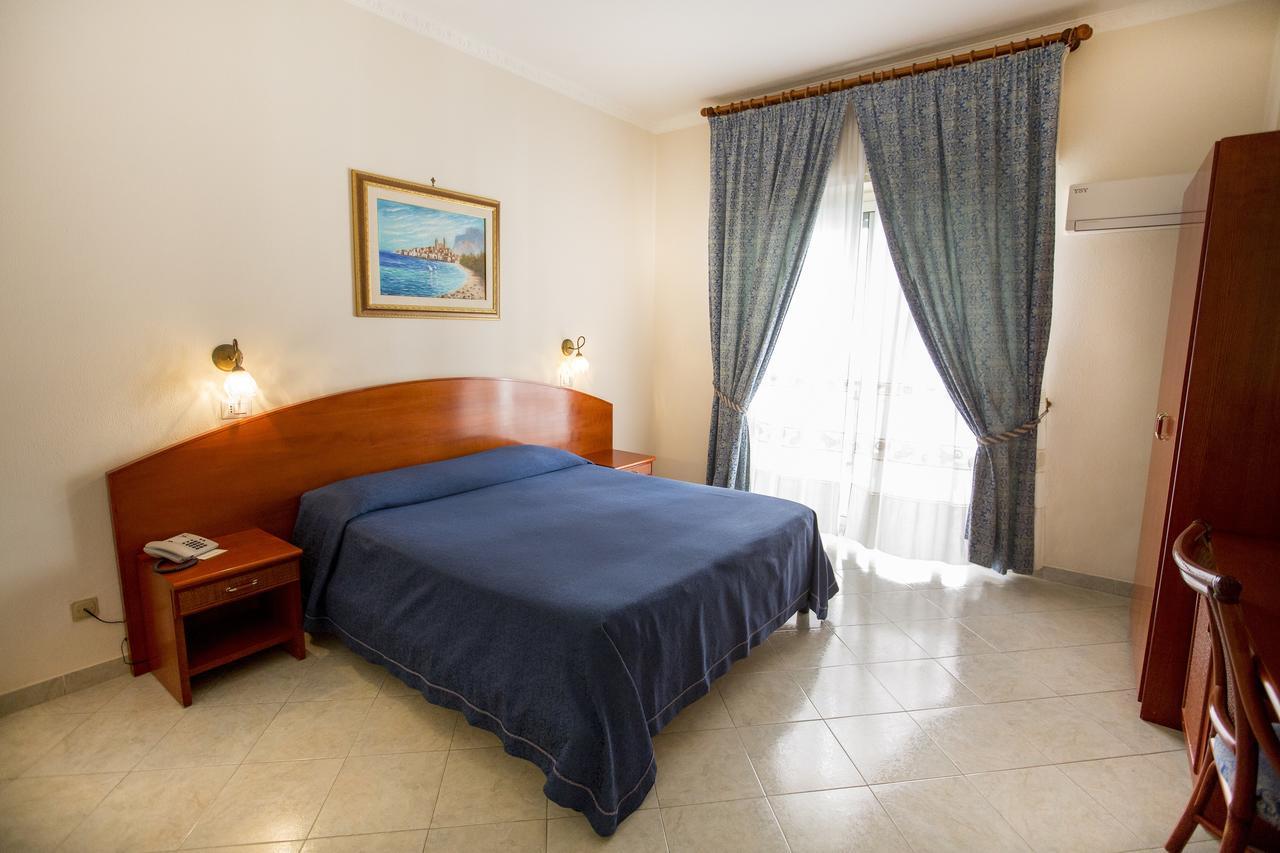 Double or Twin Room Balcony