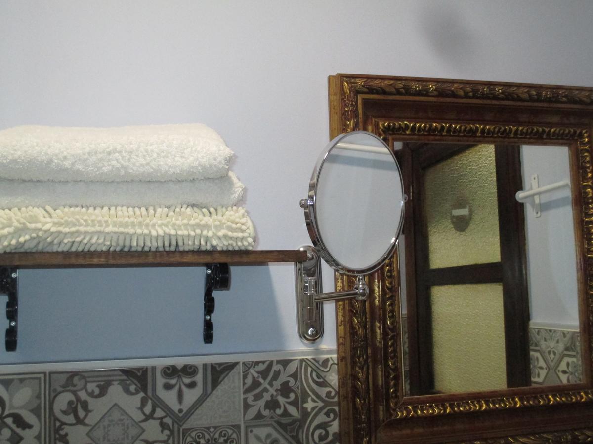 Twin Room,669983400:JPEG