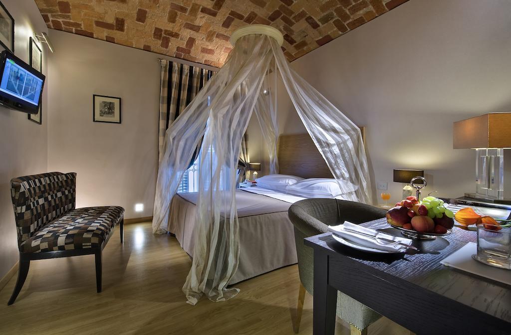 Superior Queen Room