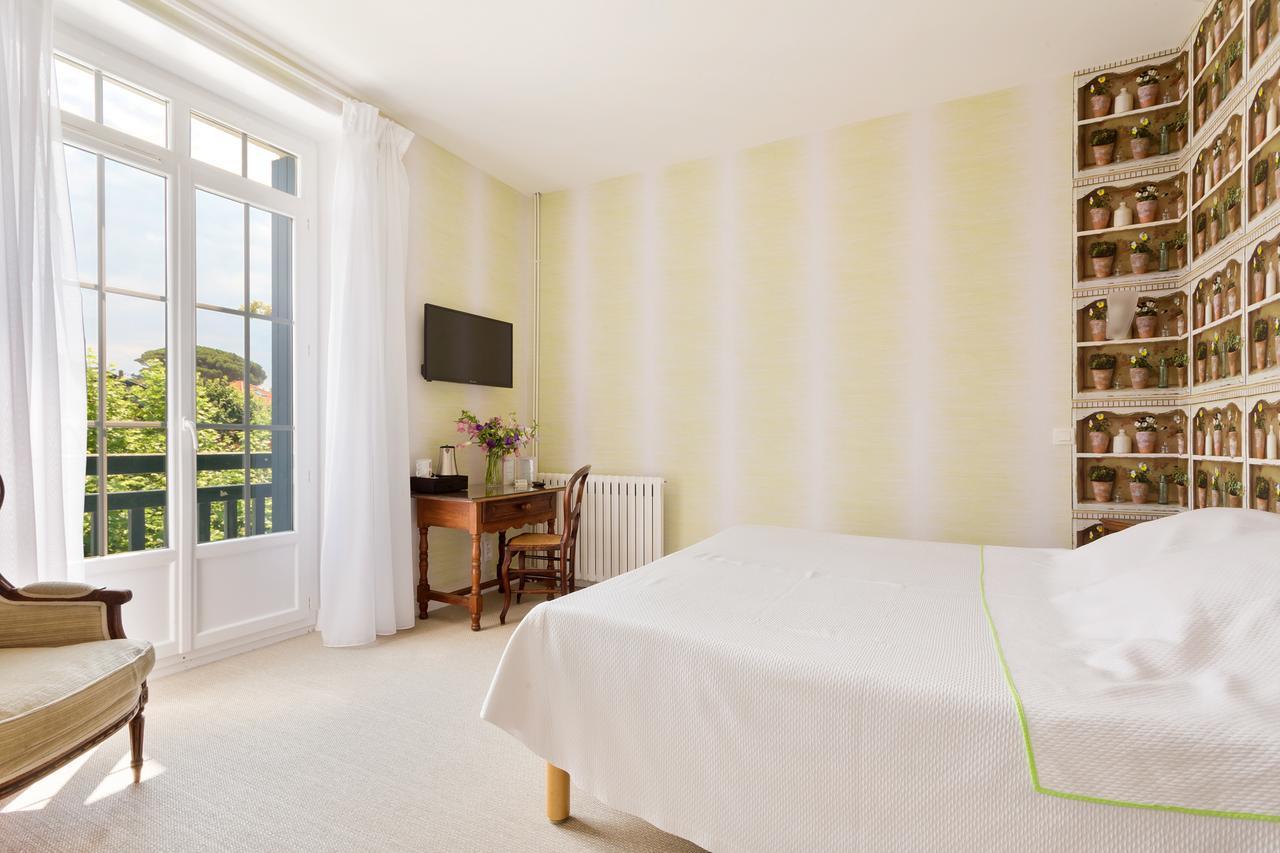 Double Room,670255260:JPEG