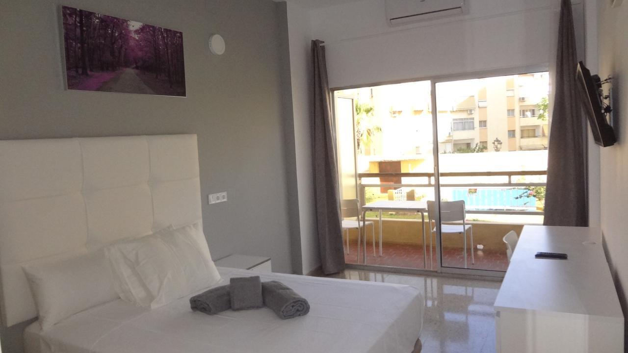 Double Room Air-Conditioning