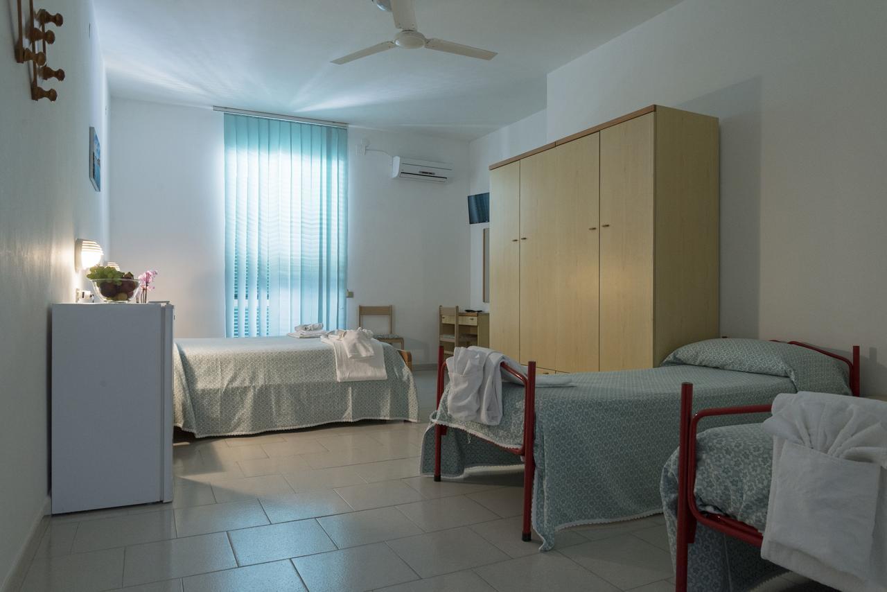 Quadruple Room,642784041:JPEG