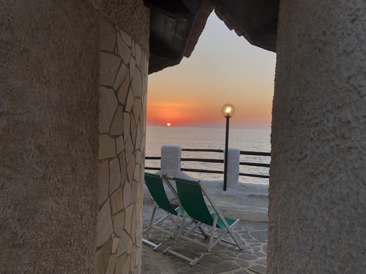 Deluxe Double or Twin Room Sea View