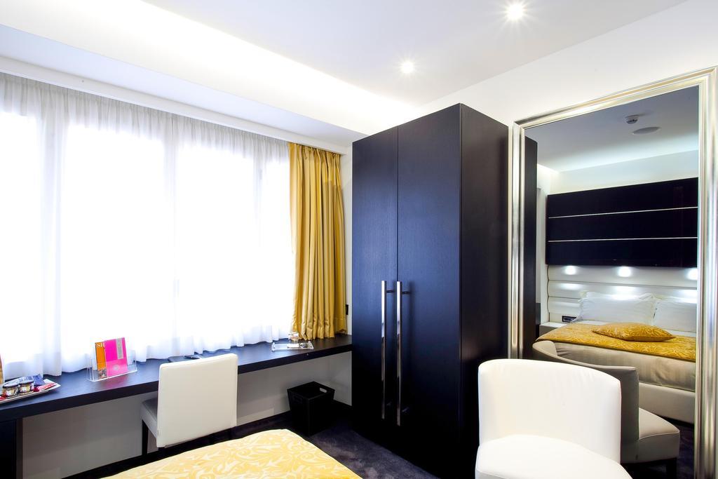 Deluxe Single Room