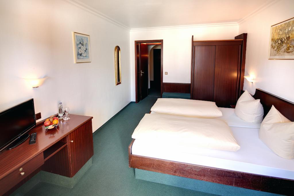 Double Room,699931222:JPEG
