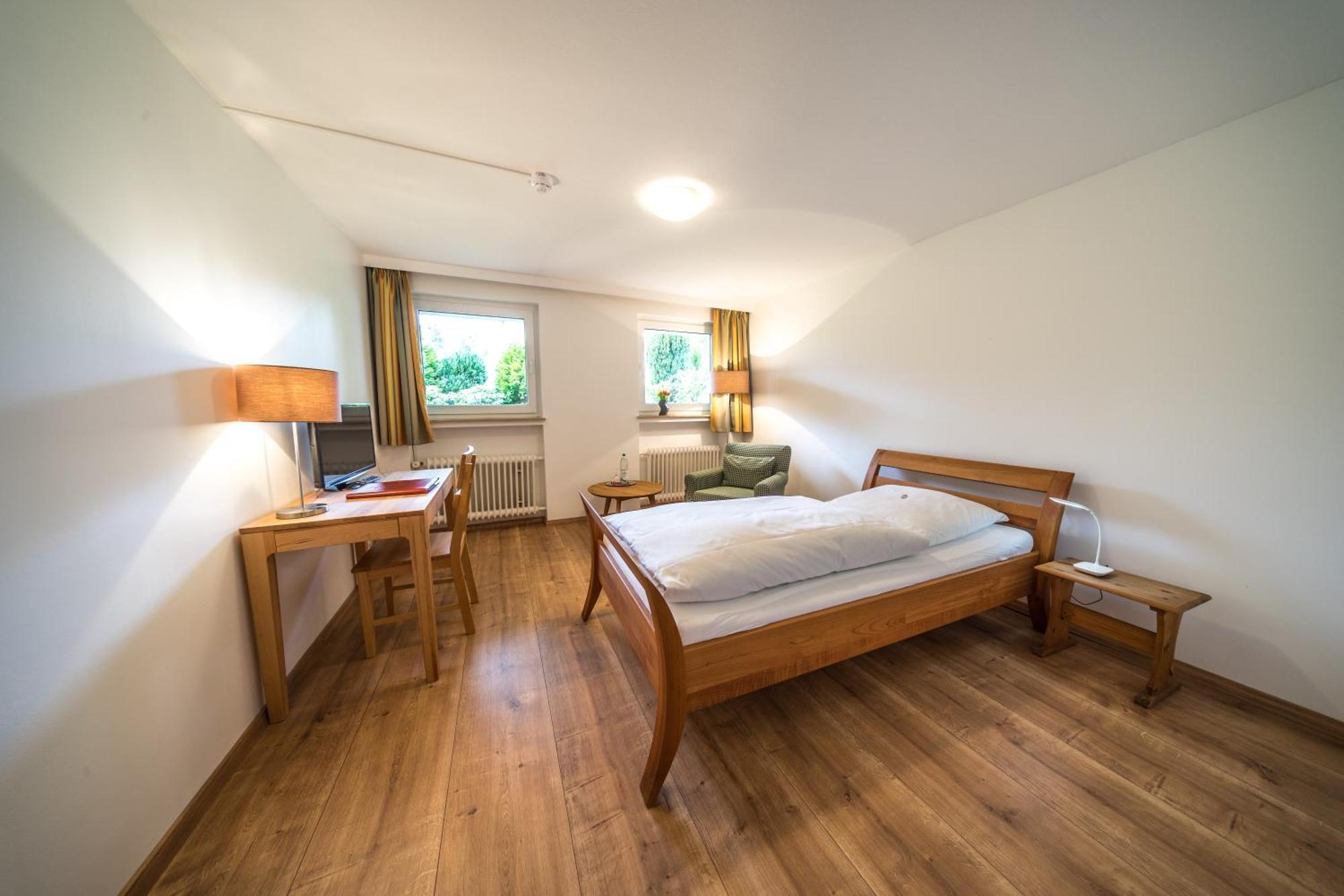 Comfort Single Room
