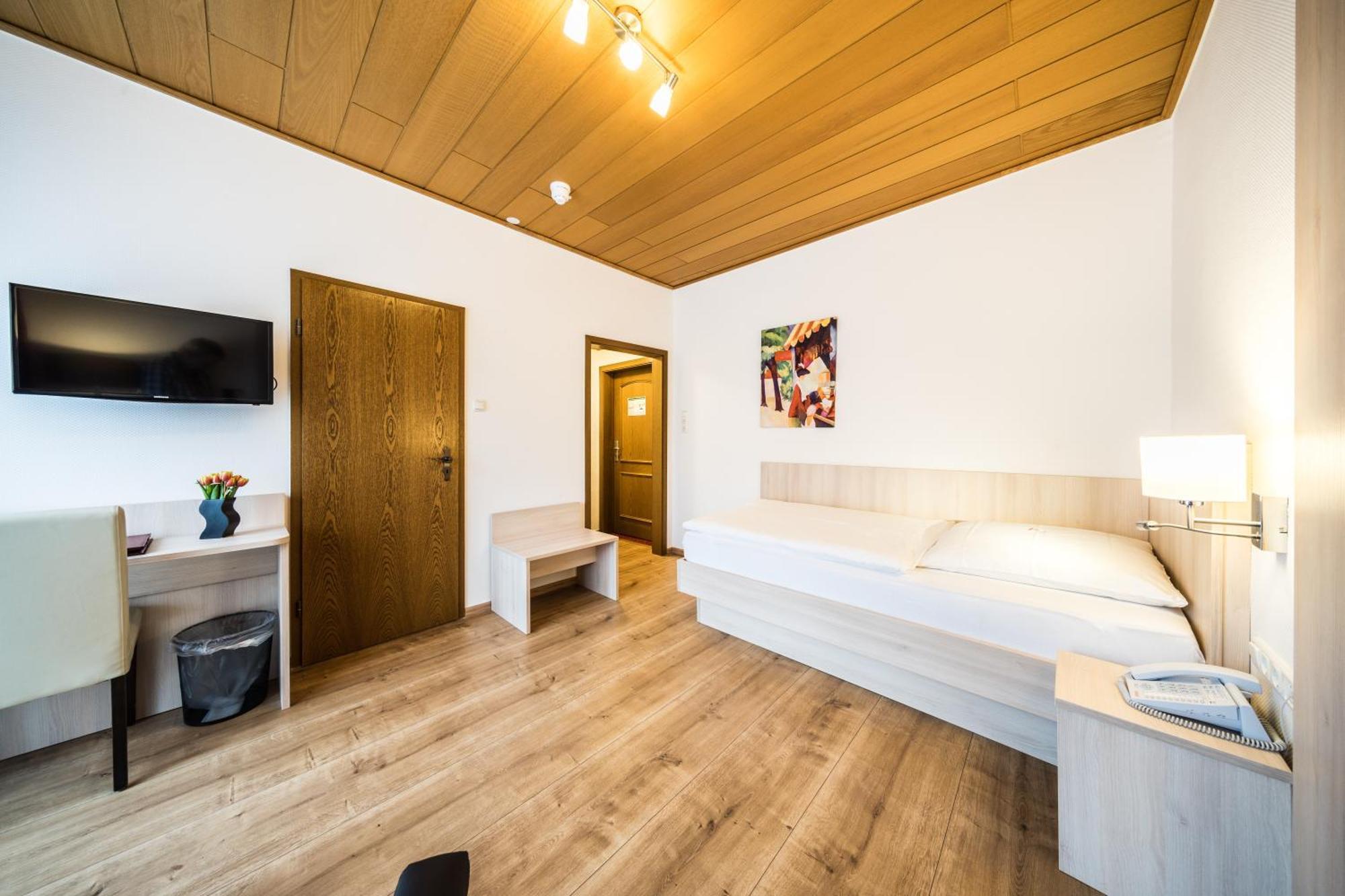 Comfort Single Room
