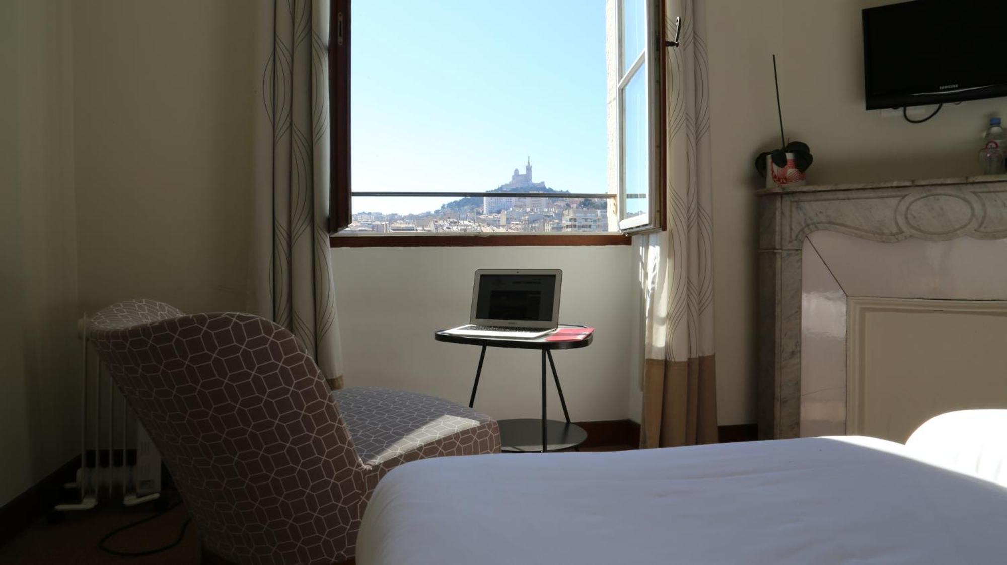 Superior Double Room Old Port View