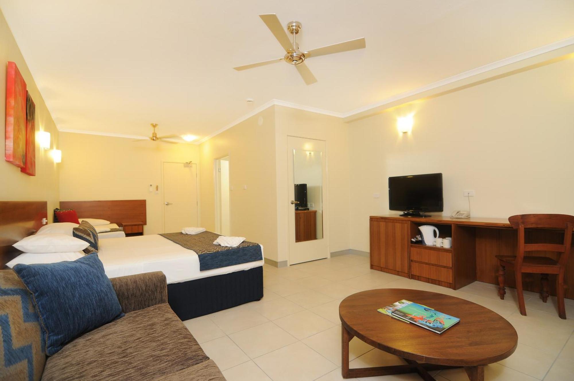 Deluxe Hotel Room
