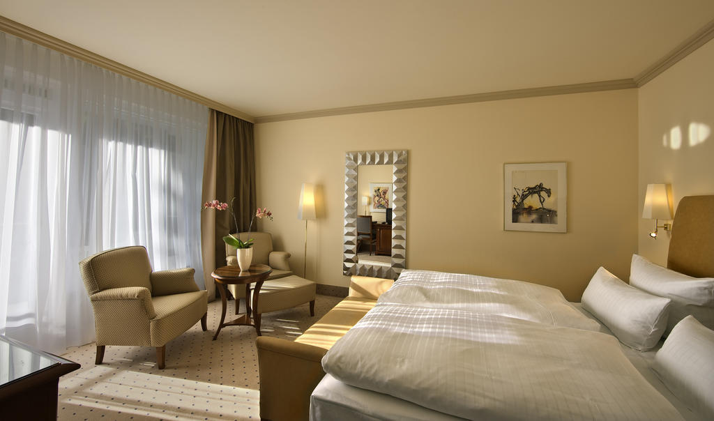 Deluxe Double Room Balcony or Terrace,766481893:JPEG