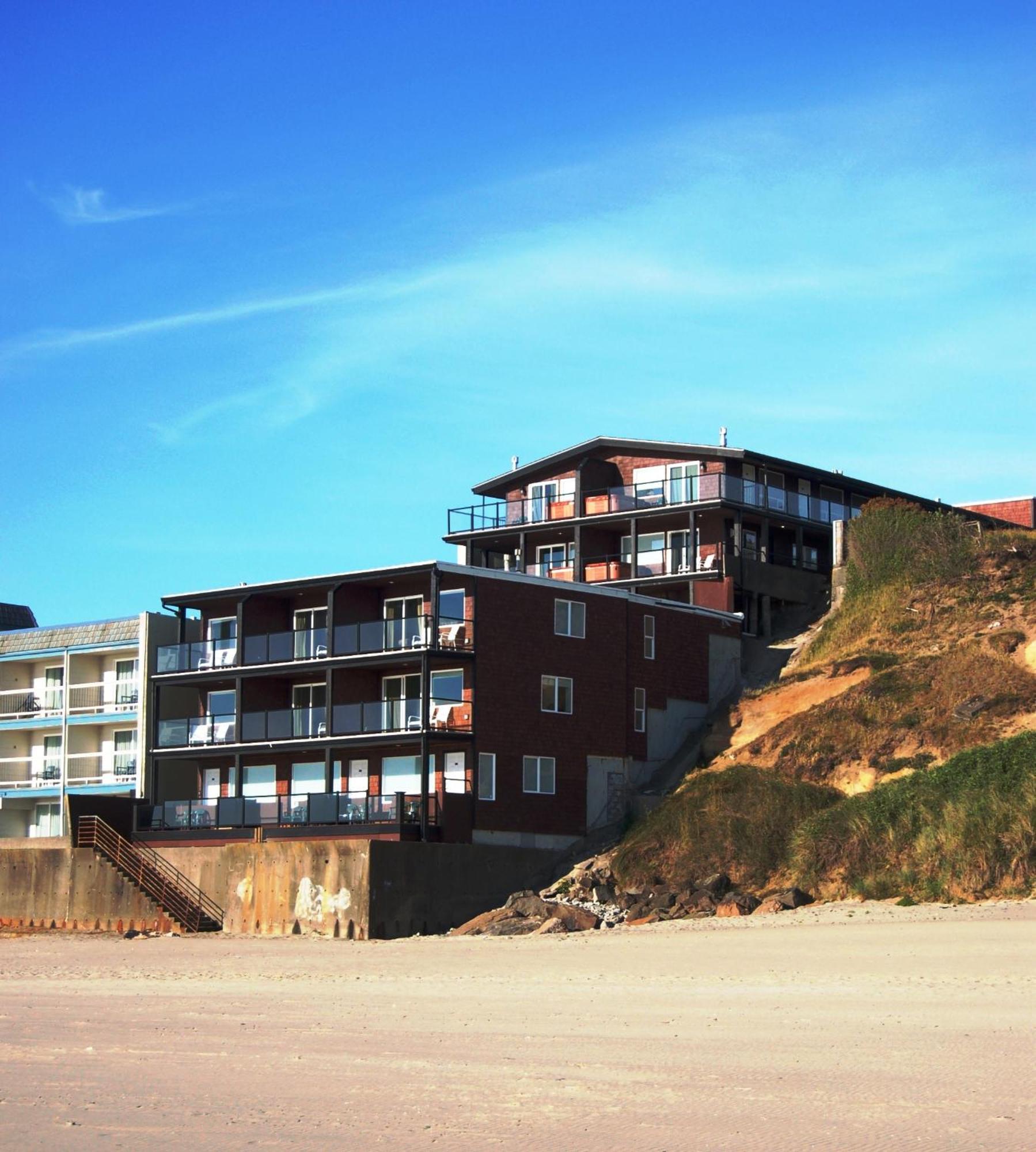 Limited Oceanview with Fireplace "Waves" room
