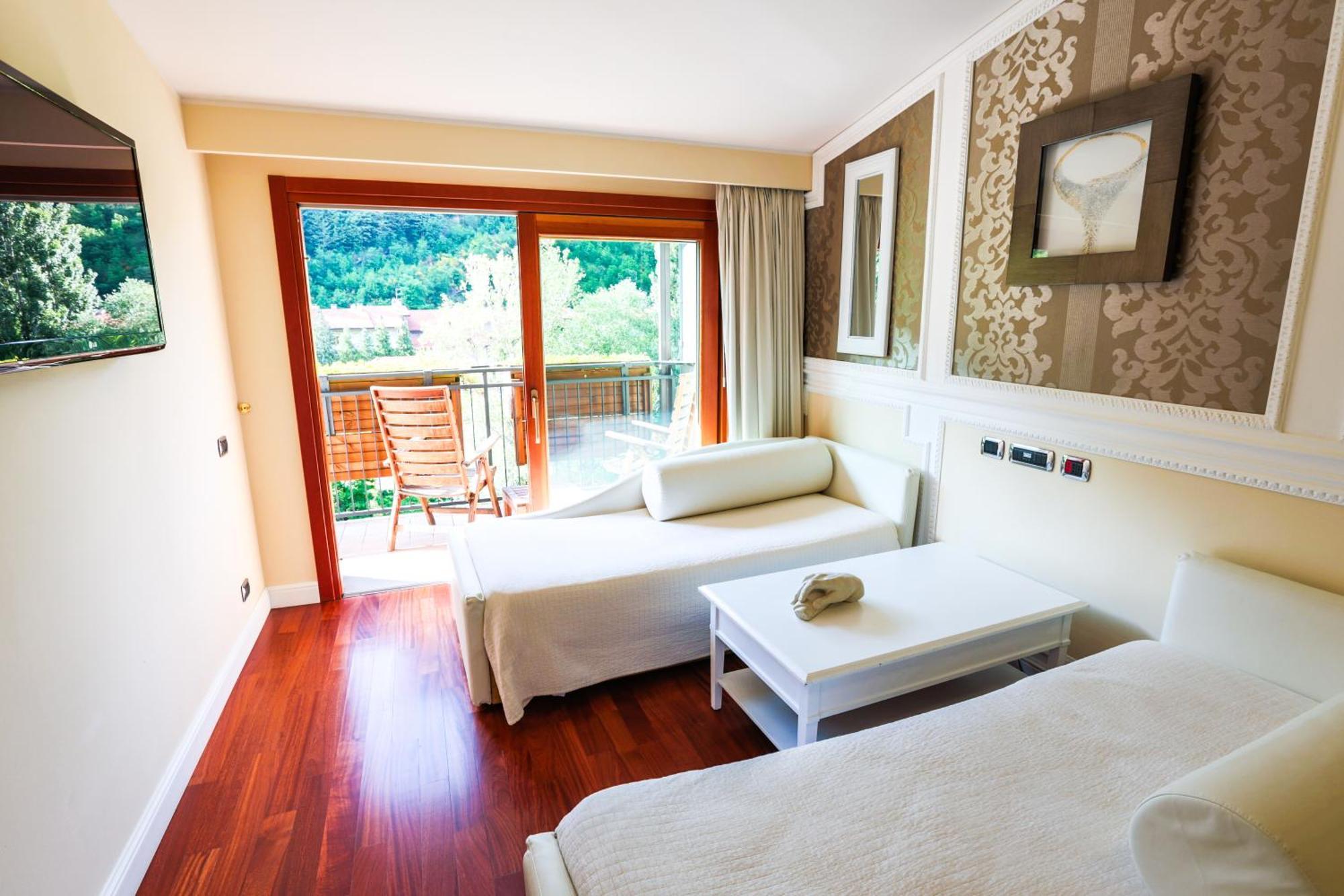 Suite Spa Bath