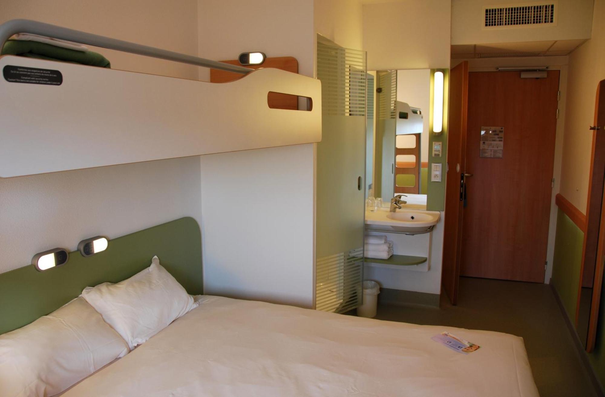 Standard Triple Room,11787471:JPEG