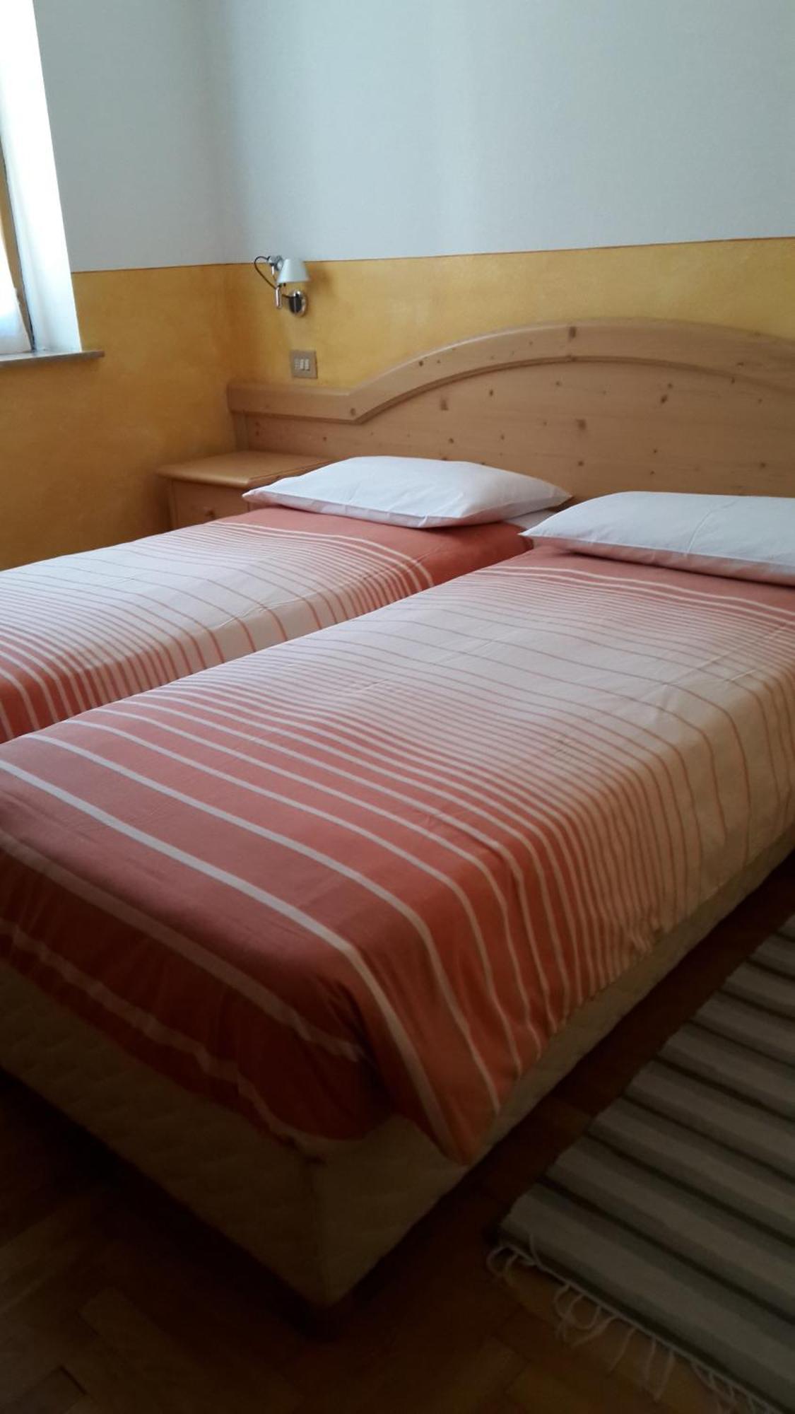 Economy Double or Twin Room,1614354979:JPEG