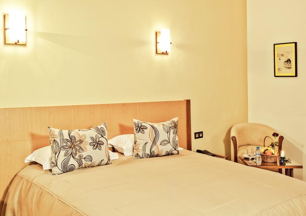 Deluxe Twin Room,67939055:JPEG