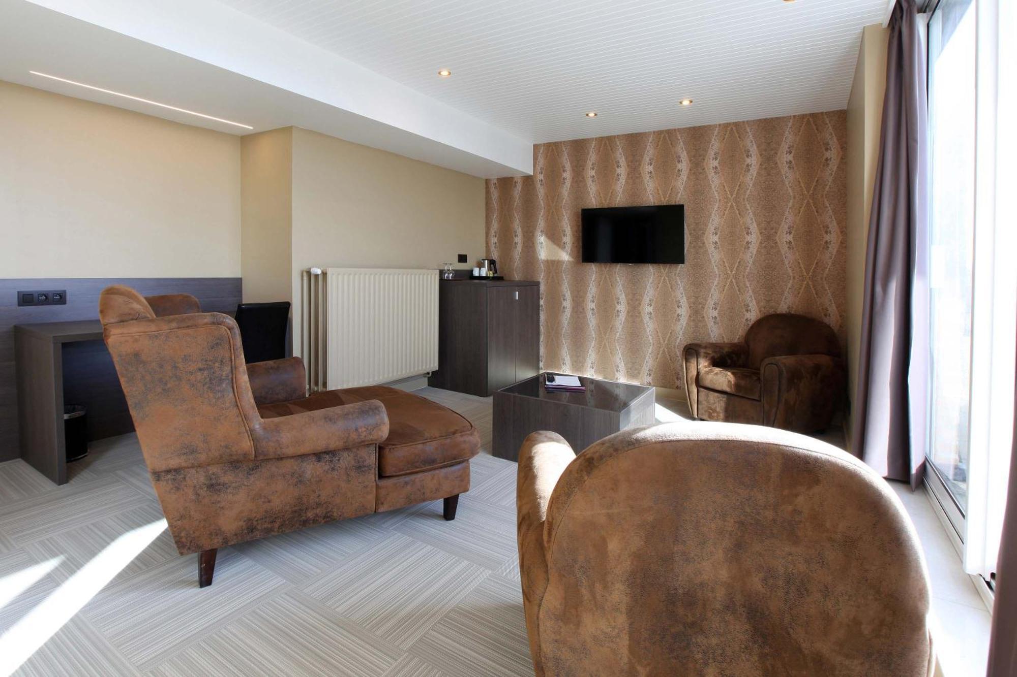 Penthouse Suite