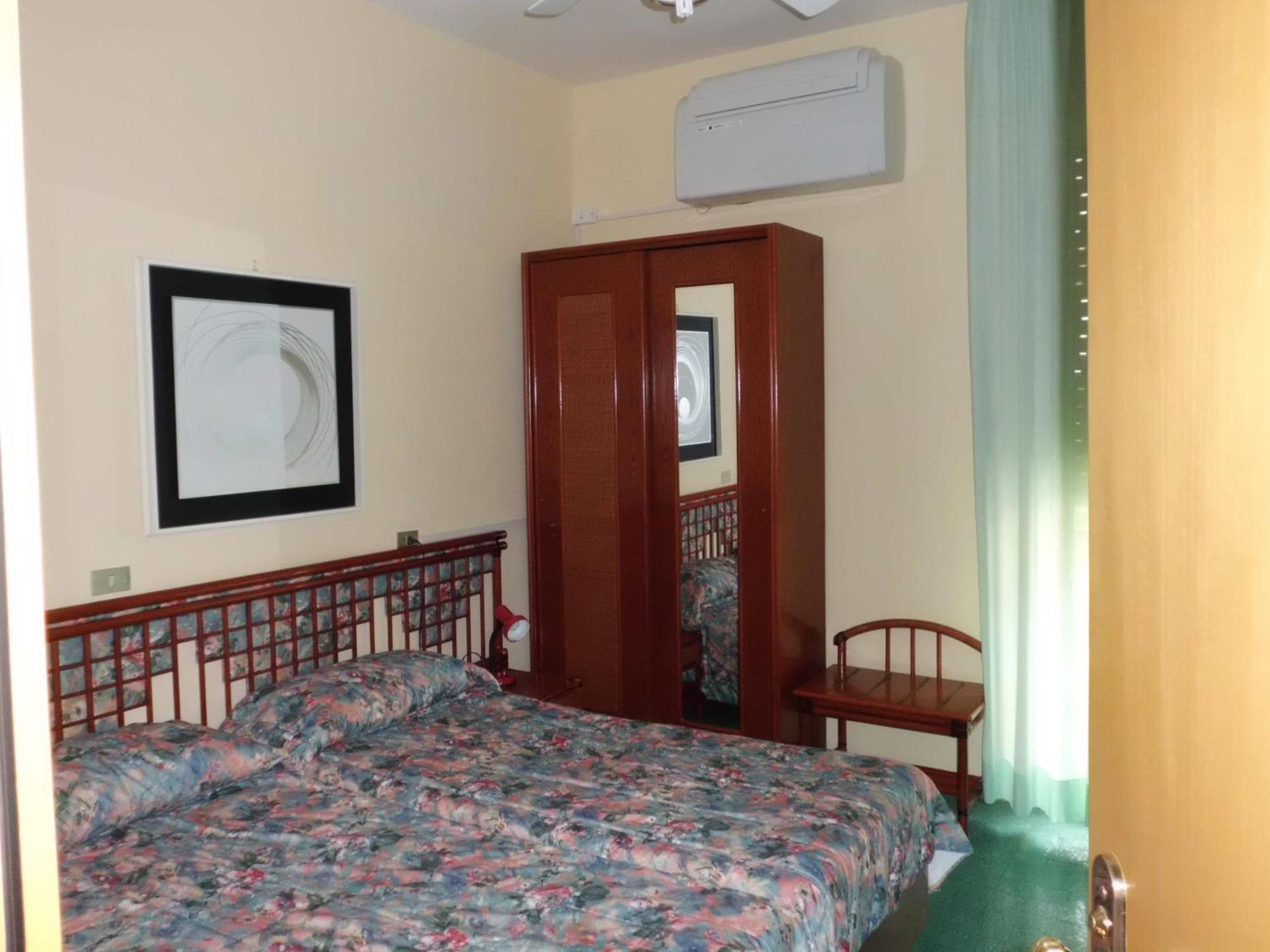 Double or Twin Room,679923786:JPEG