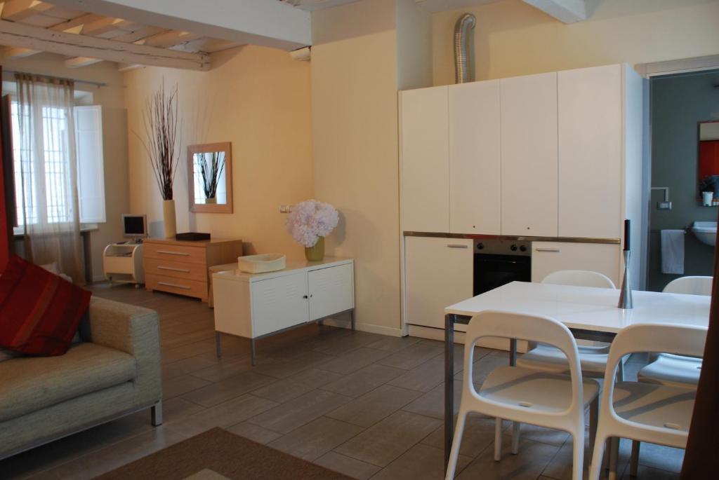 Double Room,6827541:JPEG