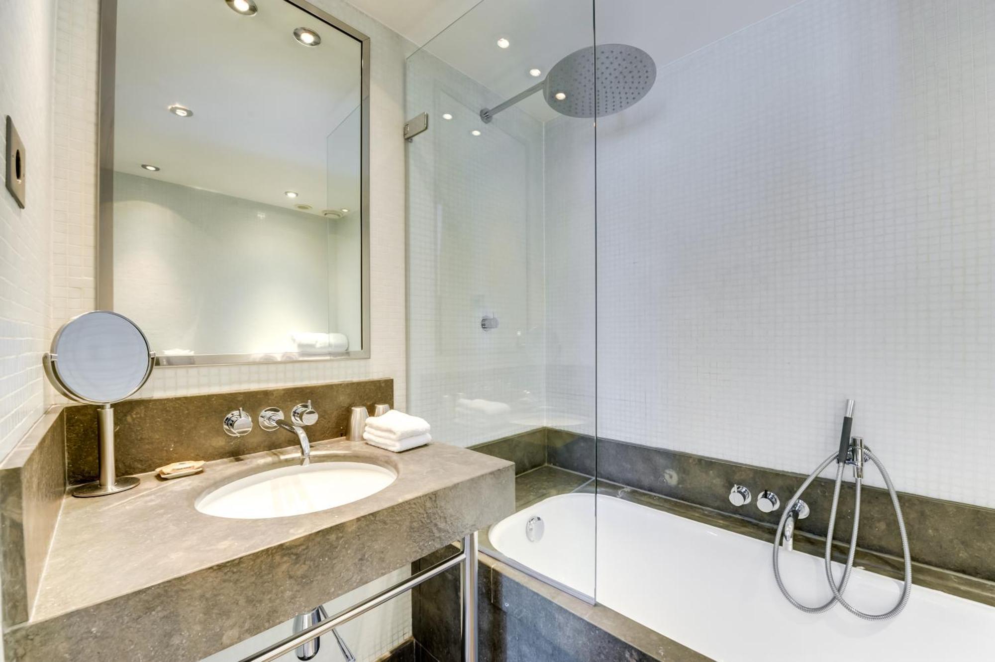 Superior Double Room,1273922527:JPEG
