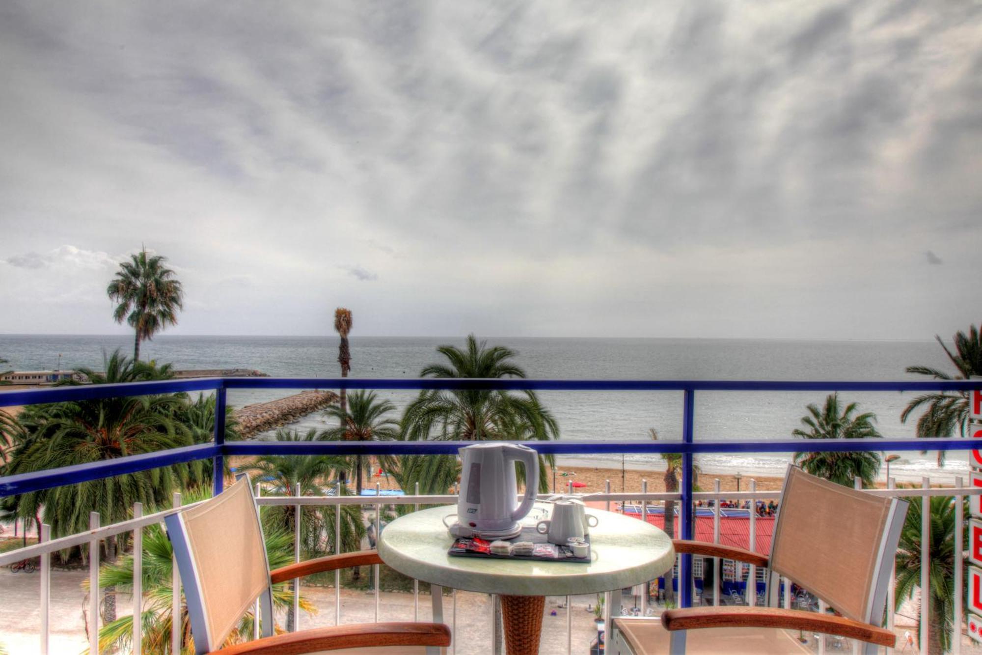 Double or Twin Room Balcony Sea View,680709432:JPEG