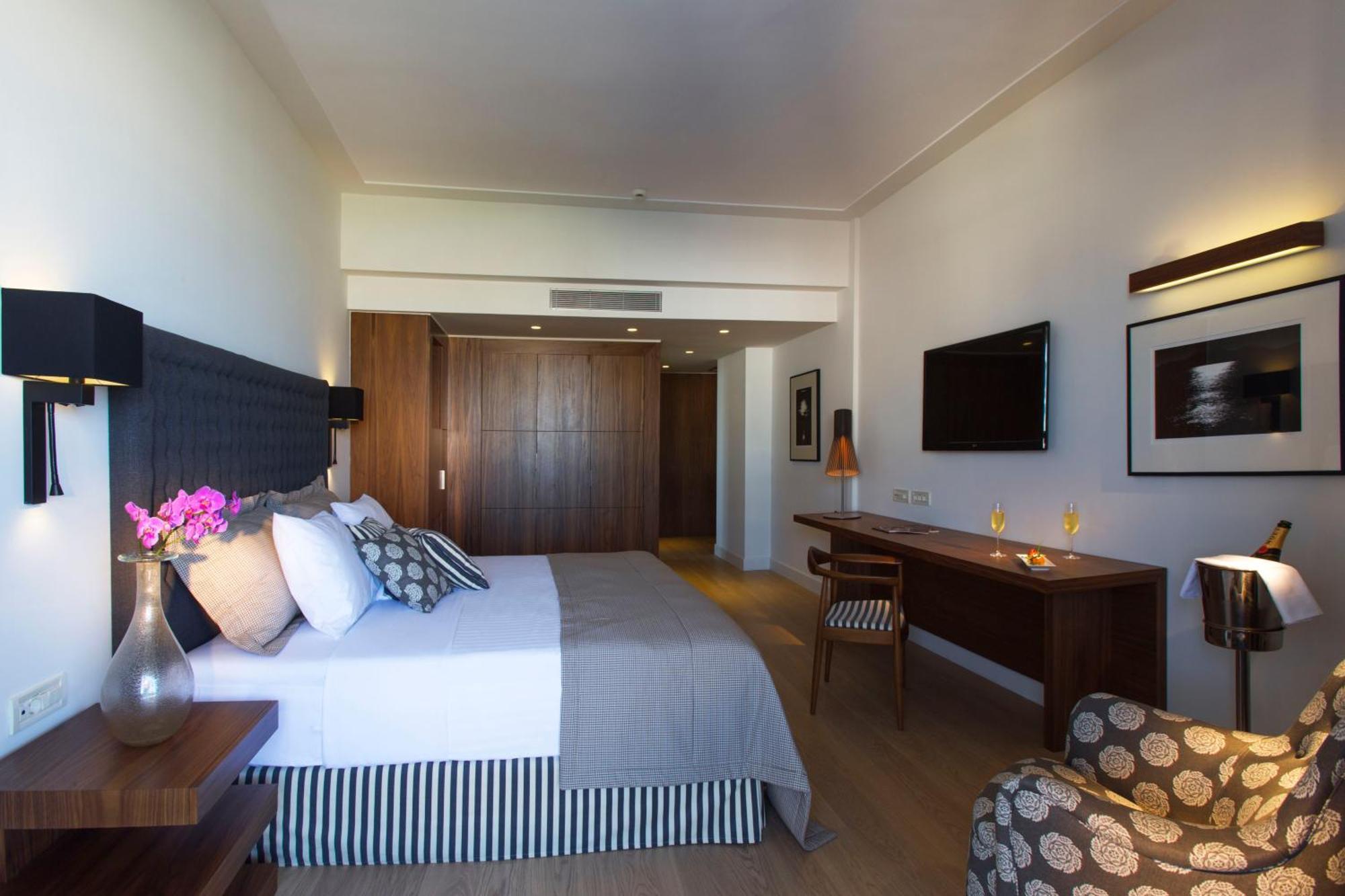 Junior Suite,680938266:JPEG