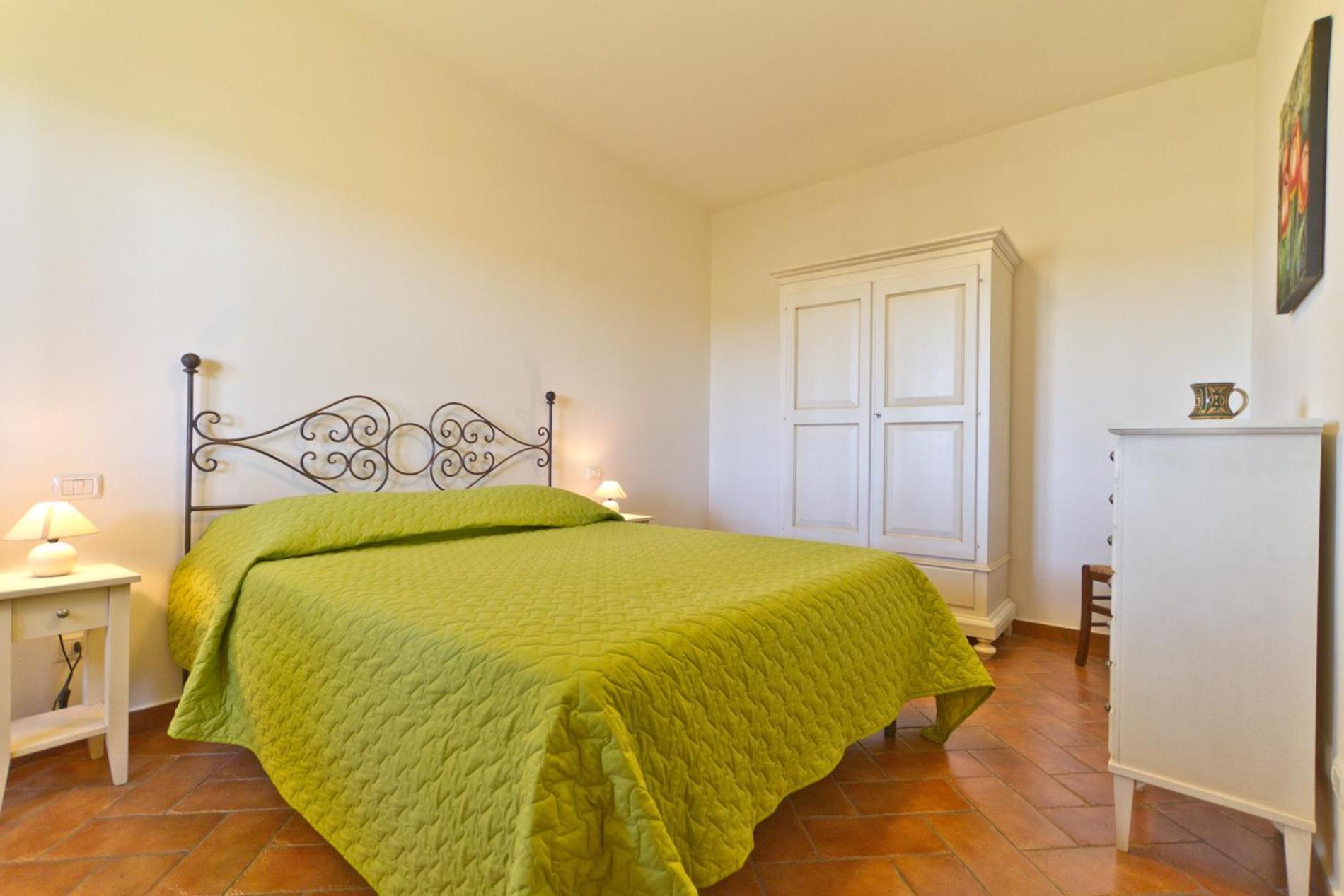 Two-Bedroom Apartment,681520734:JPEG