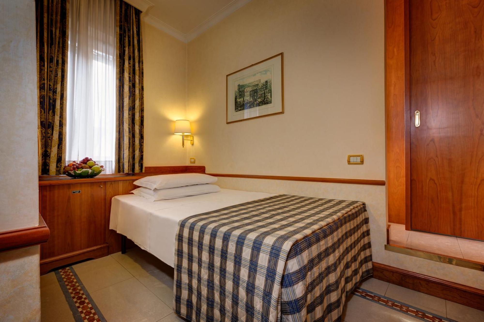 Economy Single Room
