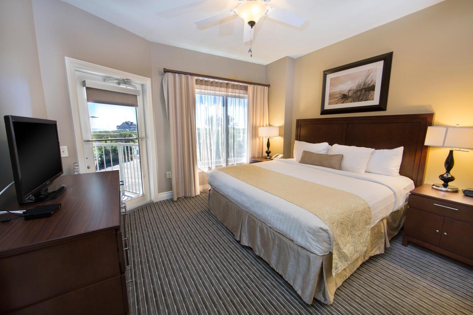 One-Bedroom Villa with one king bed