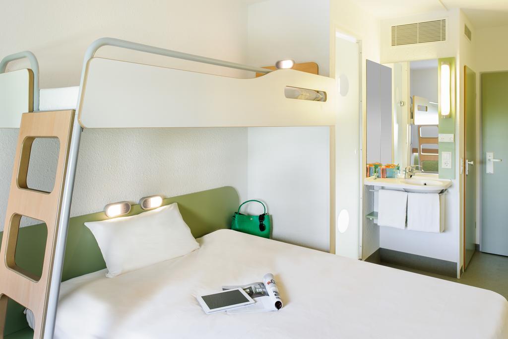 Double Room,1769855621:JPEG