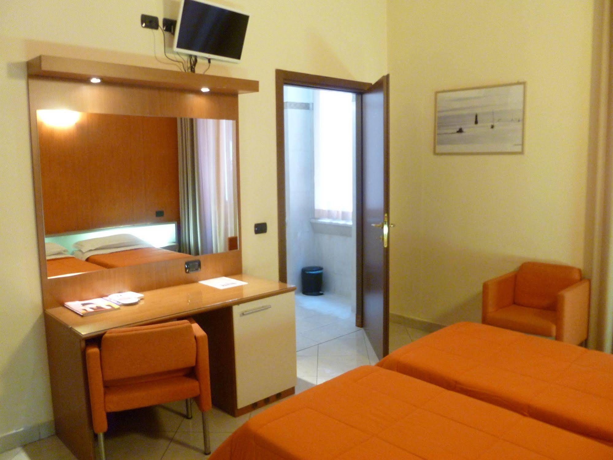 Economy Twin Room