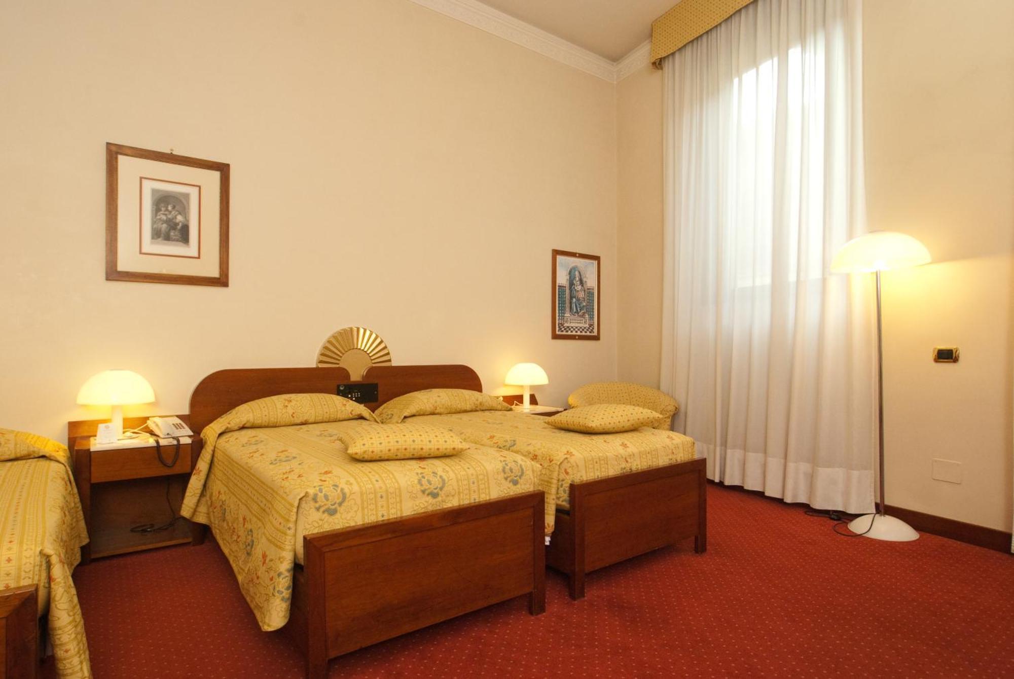 Classic Quadruple Room