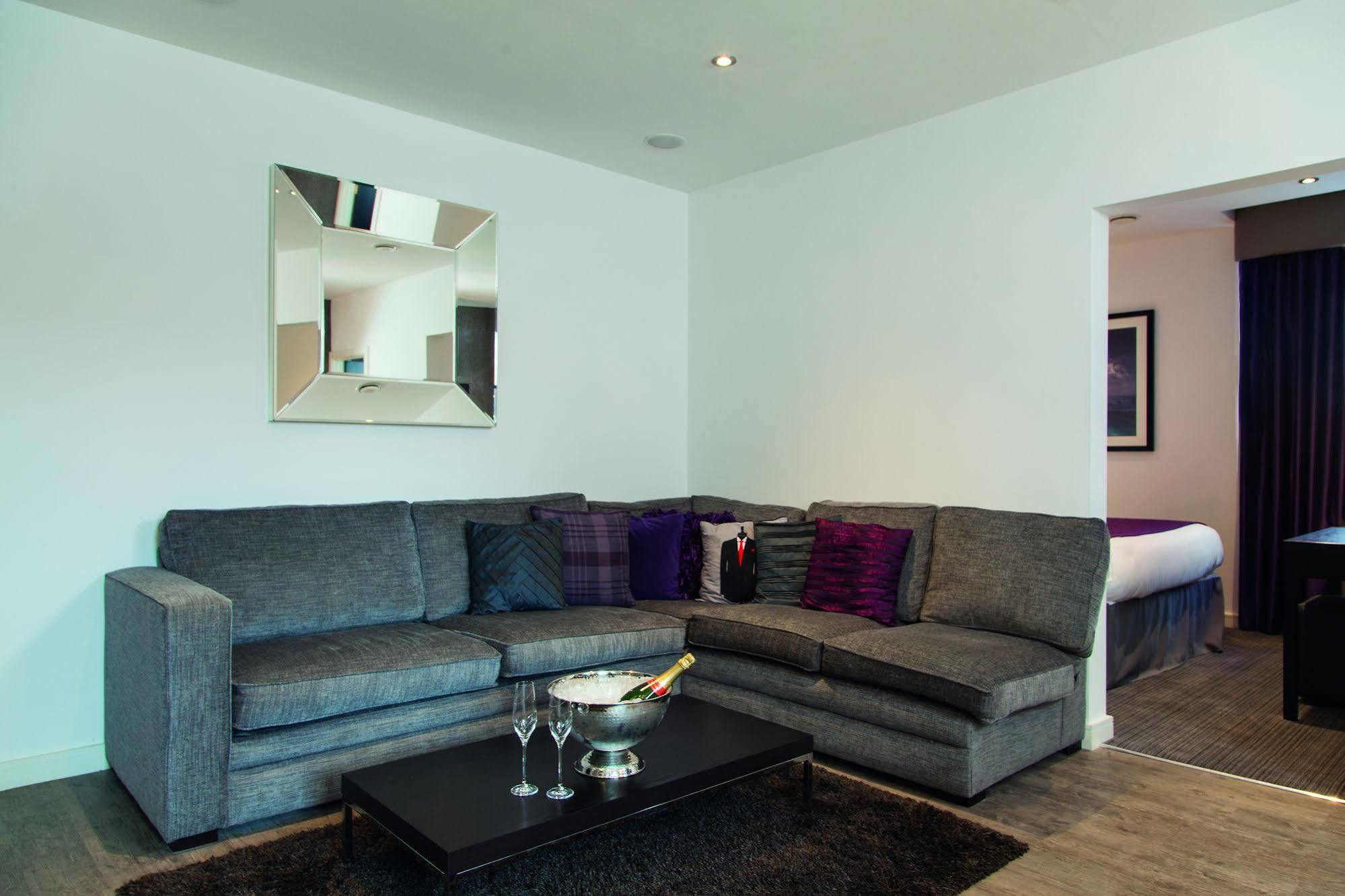 Super-Luxe Studio sleeps 4