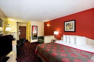 King Room Mobility Access or Non-Smoking