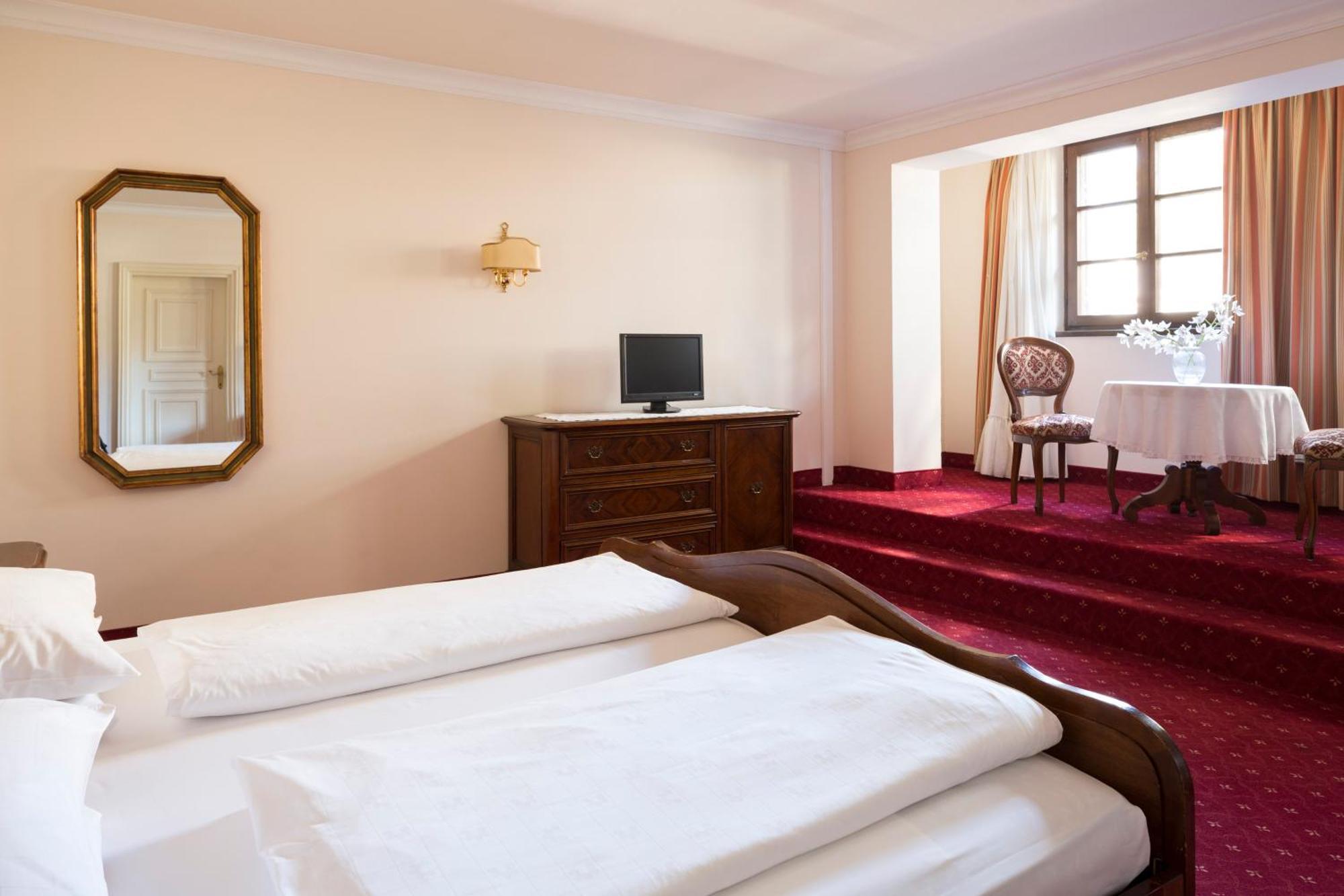 Classic Double Room
