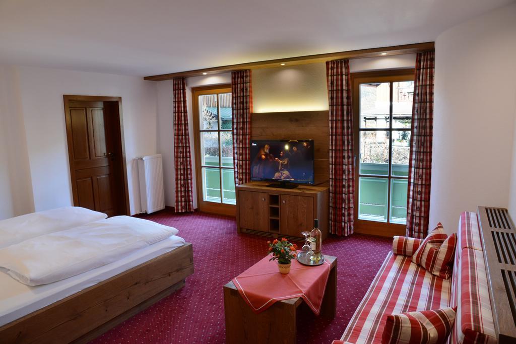 Large Double Room