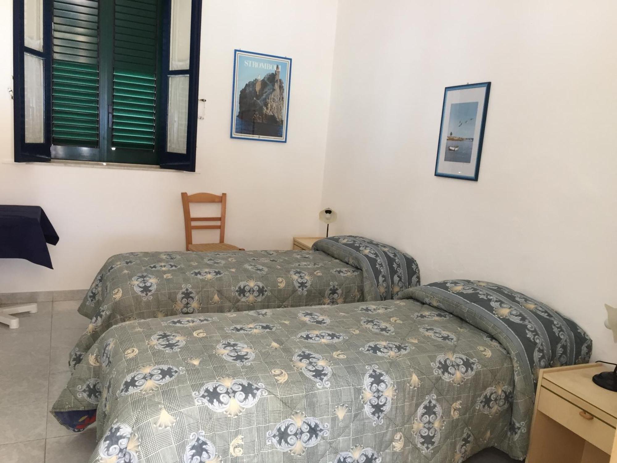 Double or Twin Room Bathroom