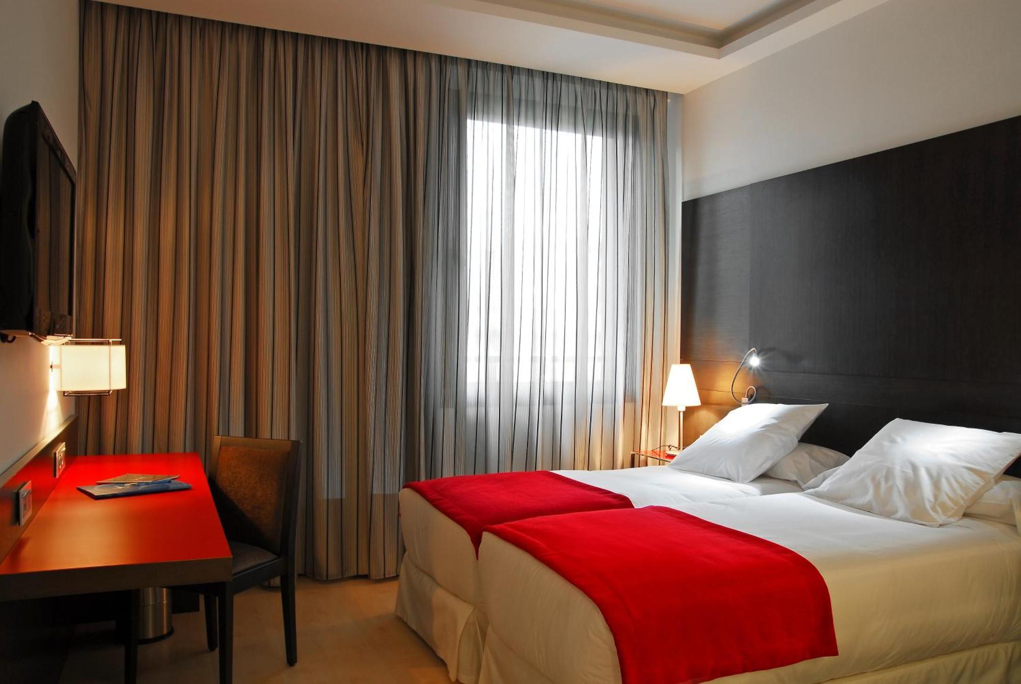 Premium Double or Twin Room,1007734069:JPEG