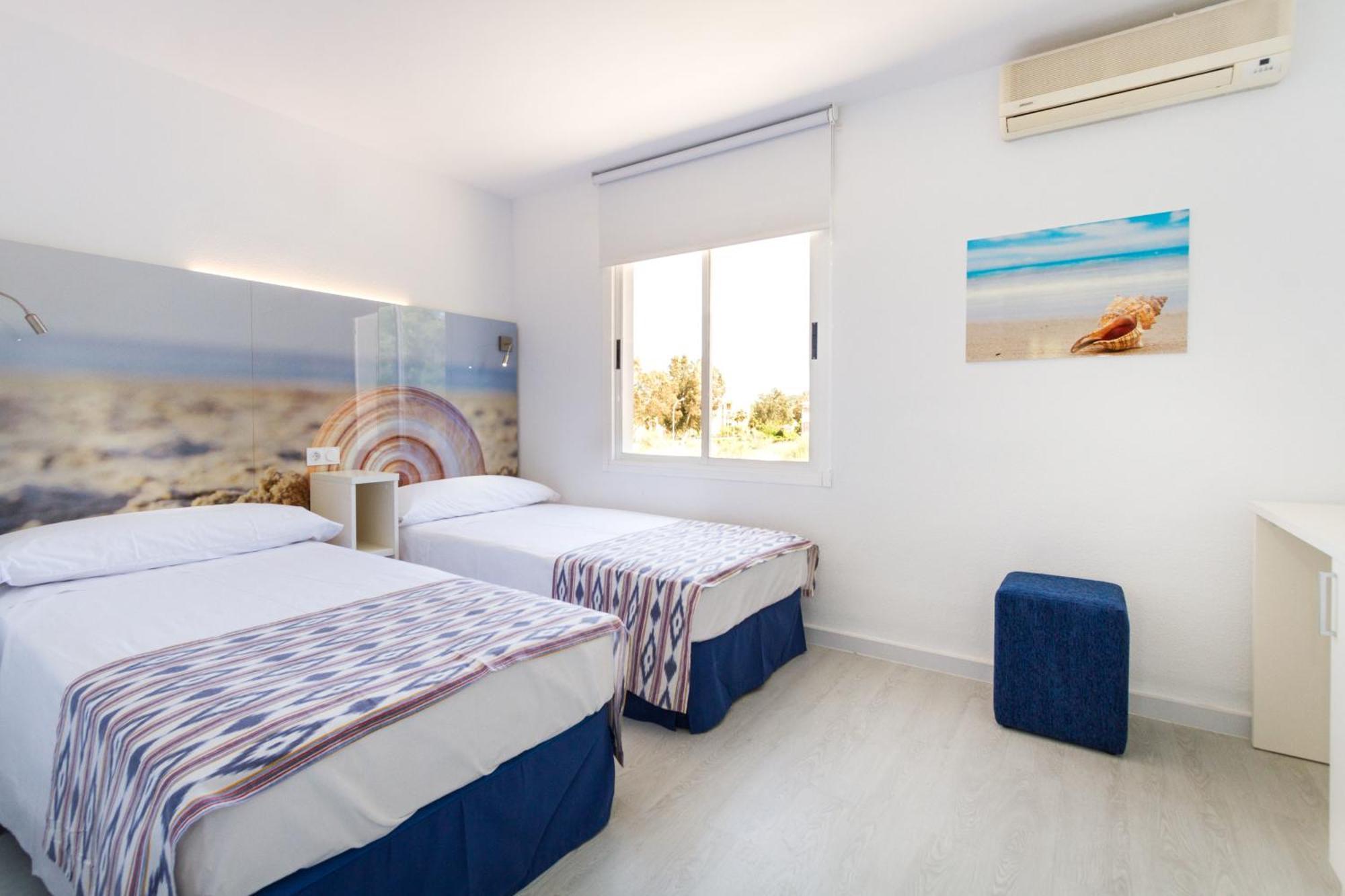 One Bedroom Apartment