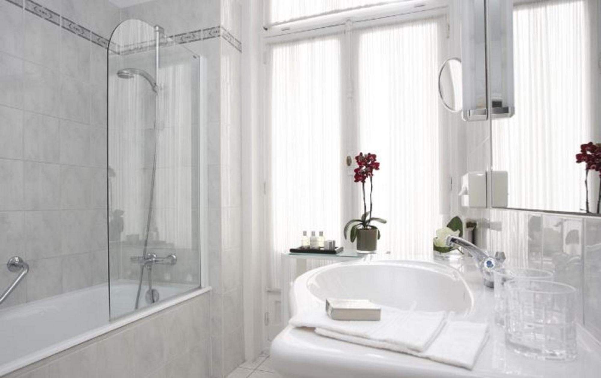 Classic Double or Twin Room