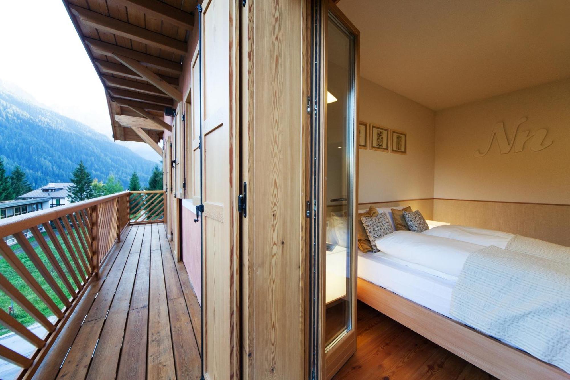 Double or Twin Room Mountain View