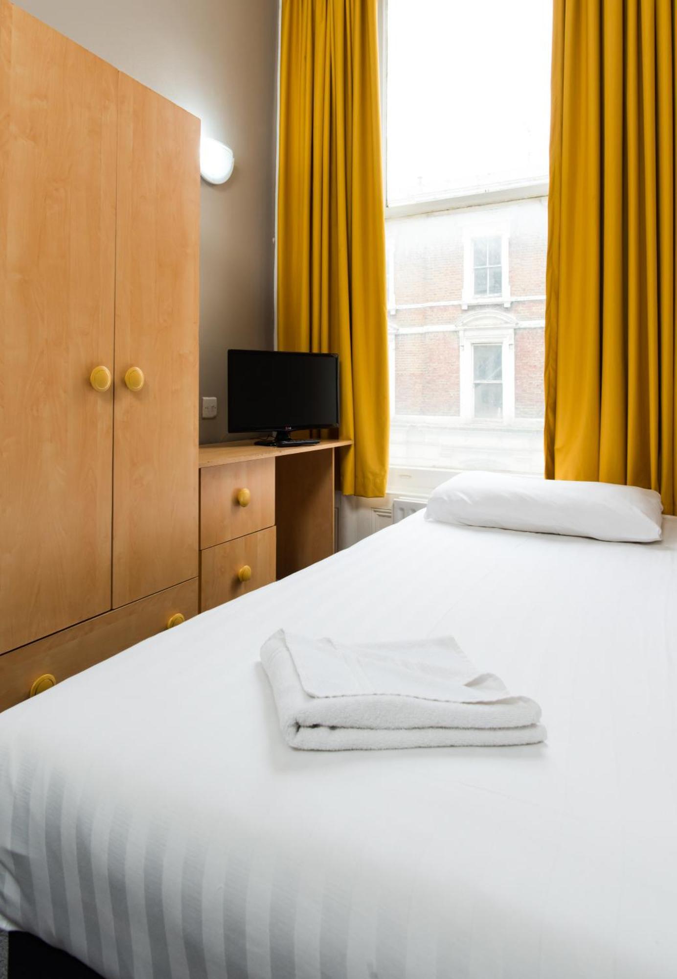 Standard Single Room,683994501:JPEG