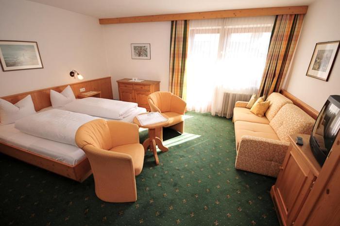 Double Room,173726622:JPEG