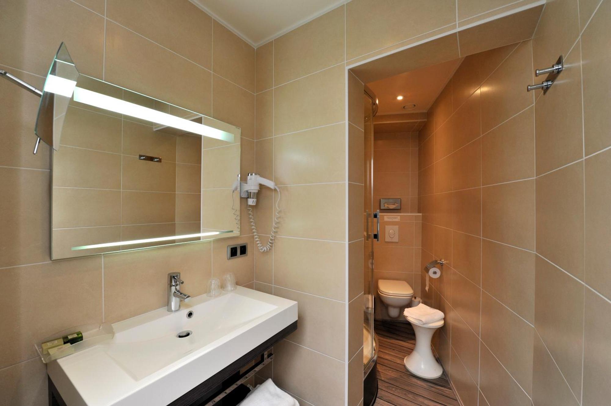 Elegance Premium Twin Room
