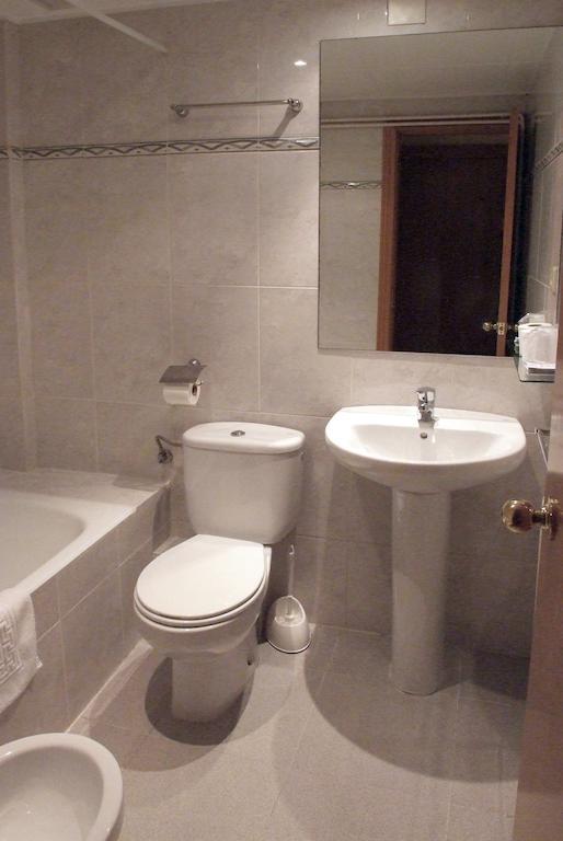 Triple Room,218397722:JPEG