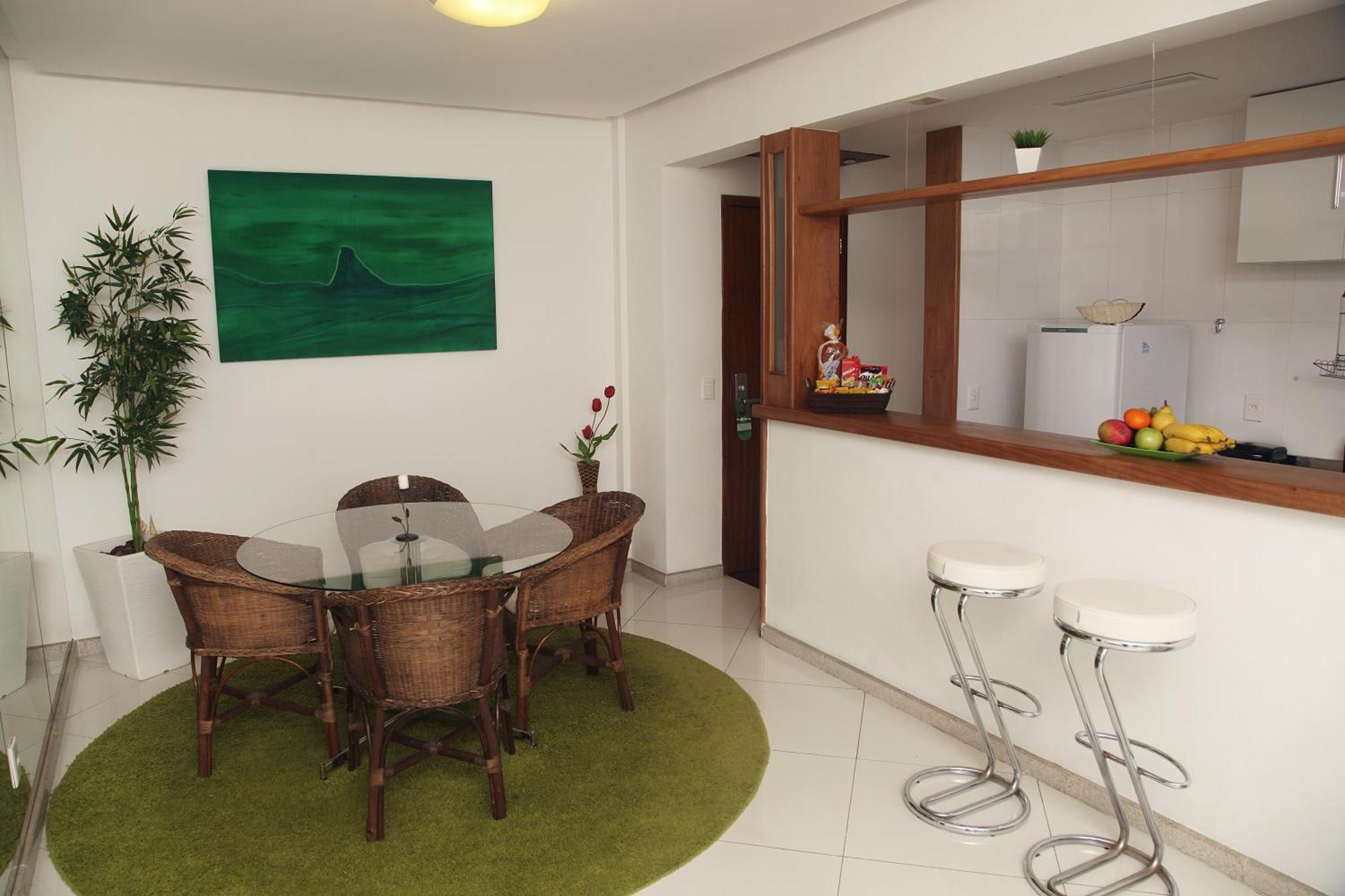 One-Bedroom Apartment,685046430:JPEG